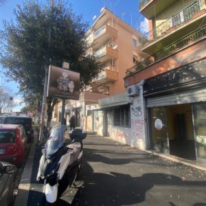 Affitto Negozio - Locale commerciale MONTEVERDE GIANICOLENSE (Roma Monteverde Nuovo)